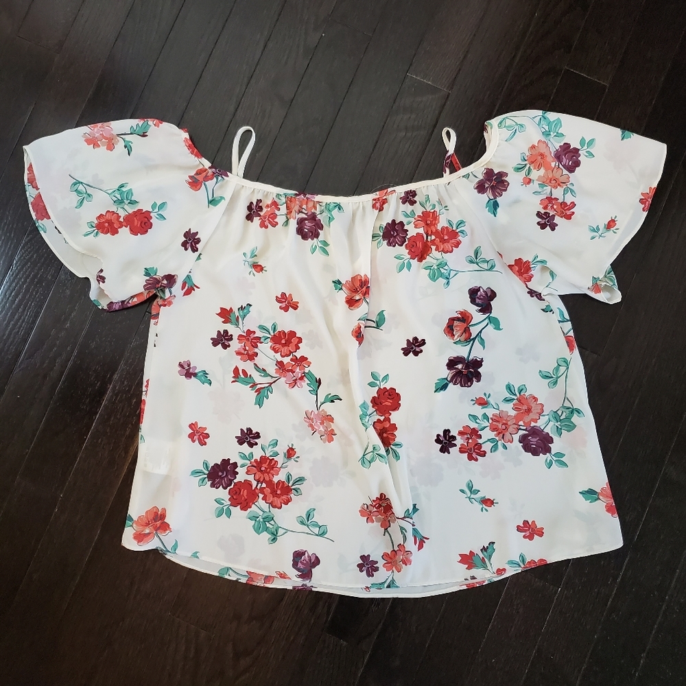 Floral Print Cold Shoulder Tie Neck Top - Picture 2 of 5